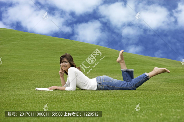 閱讀在公園
