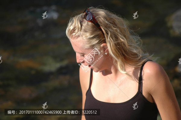 美麗的金發(fā)女郎