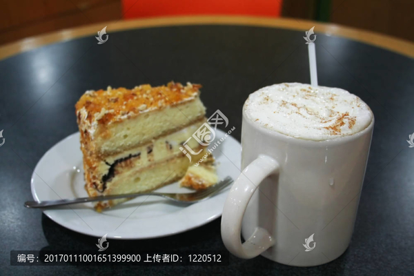 蛋糕和咖啡