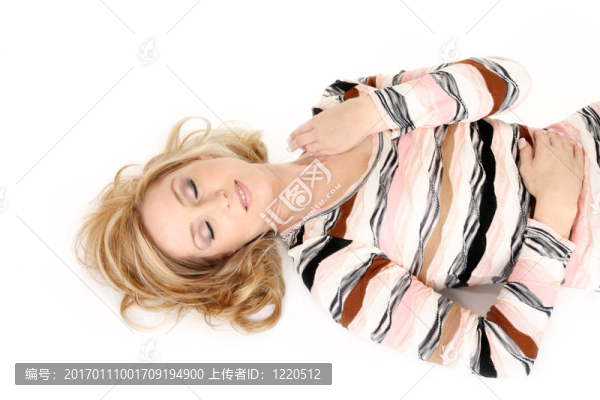 睡覺的女人閉上眼睛
