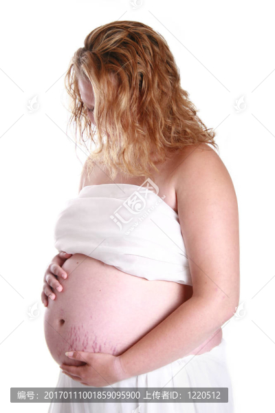 抱著肚子-匯圖網(wǎng) www.fosd68.com 抱著肚子