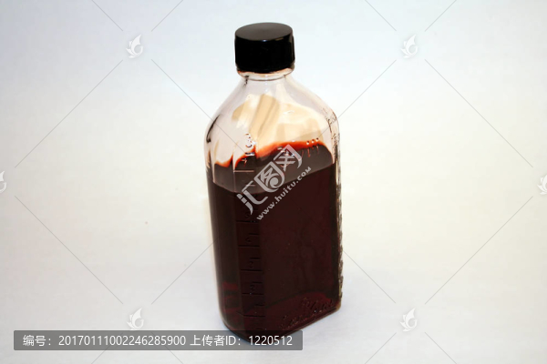 老式的止咳糖漿