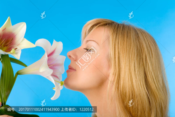 女人與madonna,lily