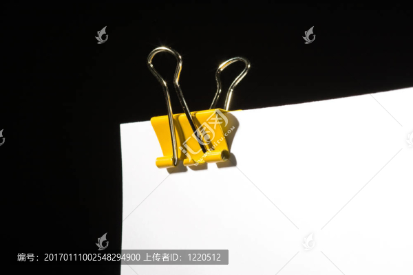 黃色回形針-匯圖網(wǎng) www.fosd68.com 黃色回形針