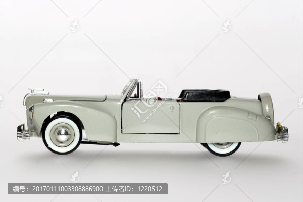 1941款經(jīng)典美國(guó)車(chē)