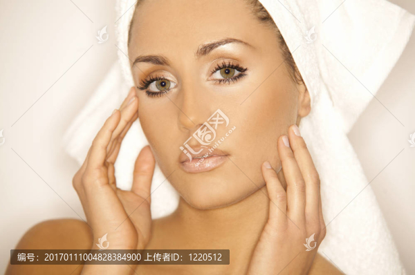 清純美女V