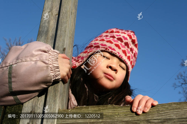 冬天玩的孩子