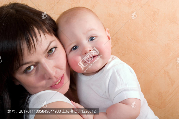 母親和孩子