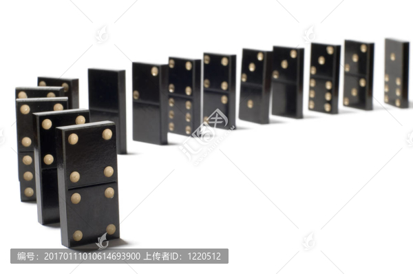多米諾