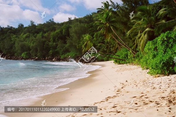 天堂海灘