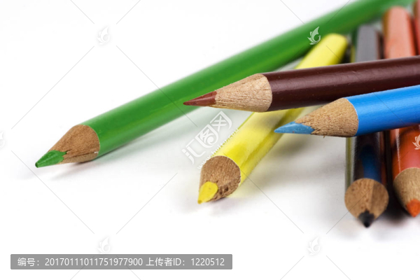無序的彩色鉛筆