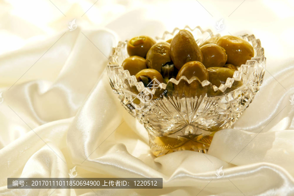 綠橄欖III