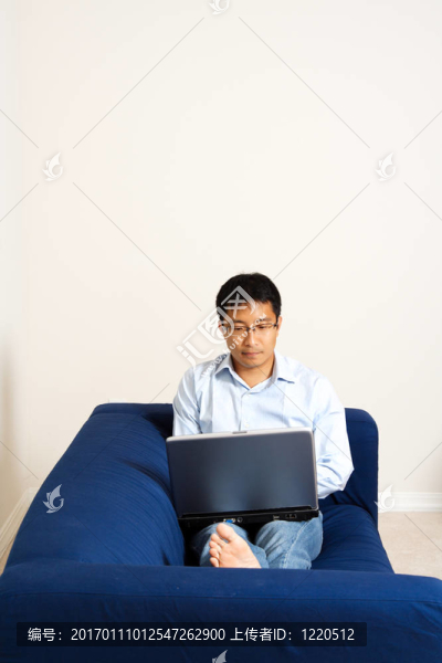 商人在家