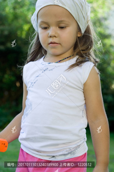 女孩-匯圖網(wǎng) www.fosd68.com 女孩