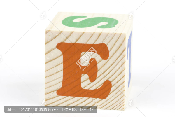 字母E