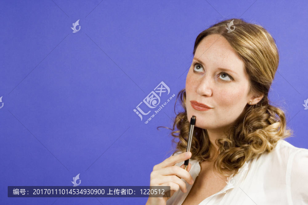 周到的
