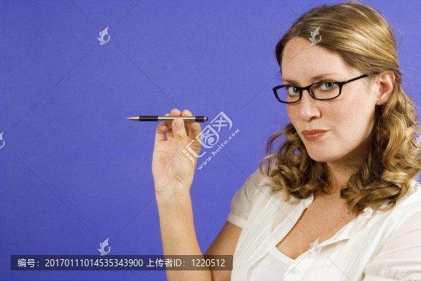 年輕的女人