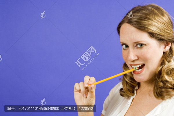 年輕的女人