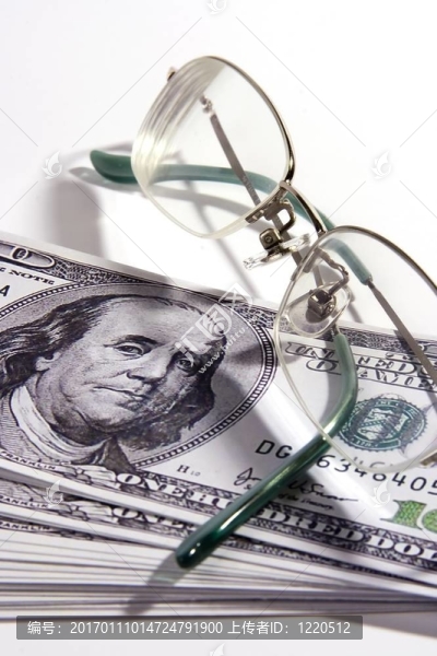眼鏡和錢-匯圖網(wǎng) www.fosd68.com 眼鏡和錢