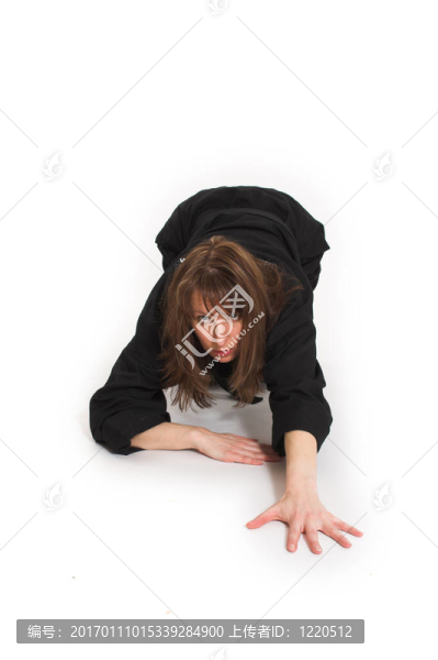 女人做空手道