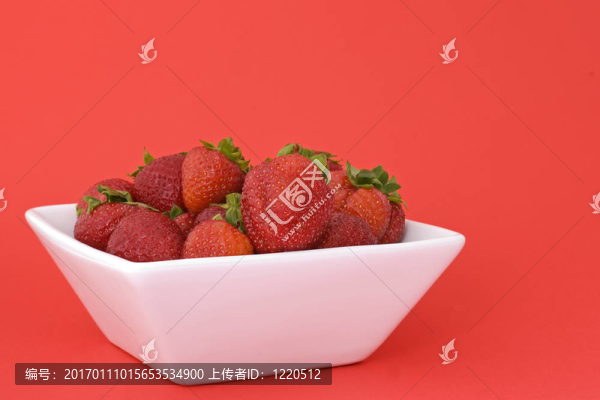 草莓
