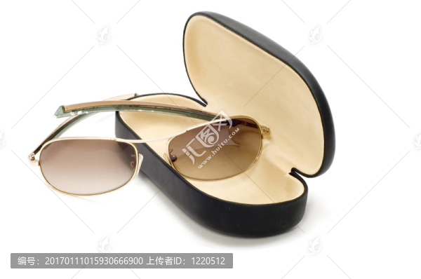 太陽(yáng)鏡-匯圖網(wǎng) www.fosd68.com 太陽(yáng)鏡