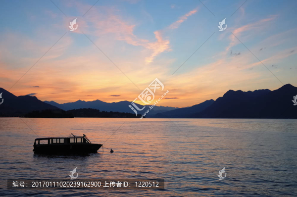 船湖的黎明