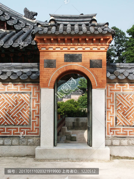 在東方風(fēng)格的拱門(mén)；漢城；韓國(guó)