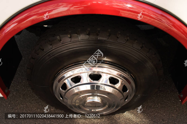 復(fù)古巴士車輪