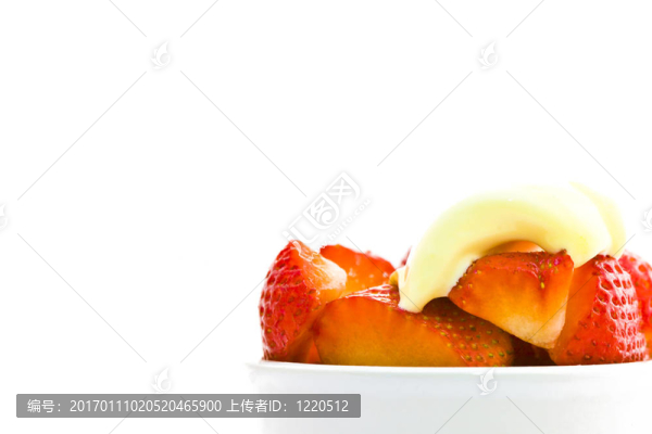 切草莓碗