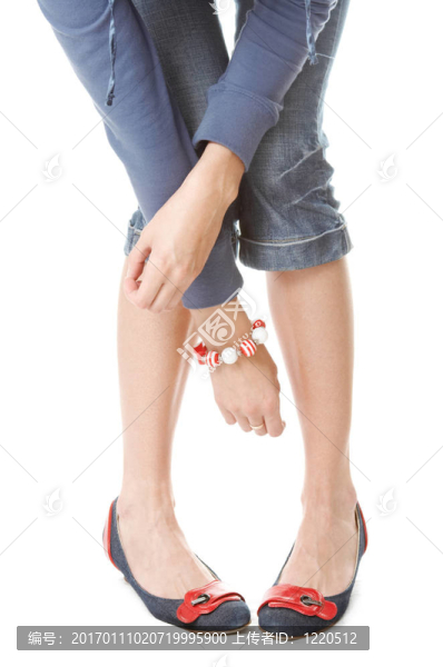 女孩牛仔褲-匯圖網(wǎng) www.fosd68.com 女孩牛仔褲