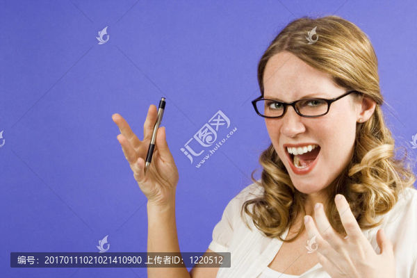 憤怒的女人
