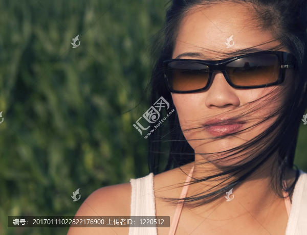 迷人的Young,Woman