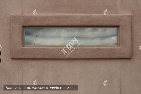 褐色的墻壁