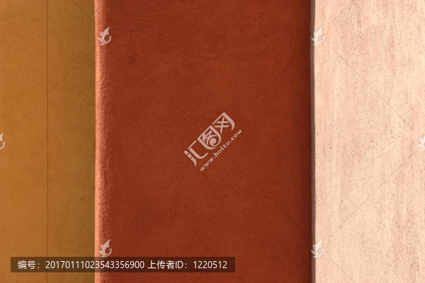 美麗的墻的對(duì)比