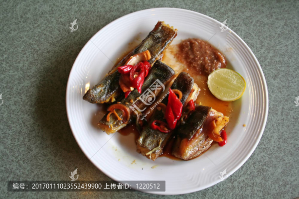 烤魚(yú)