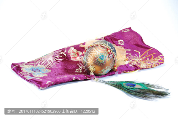 裝飾蛋孔雀羽毛及包