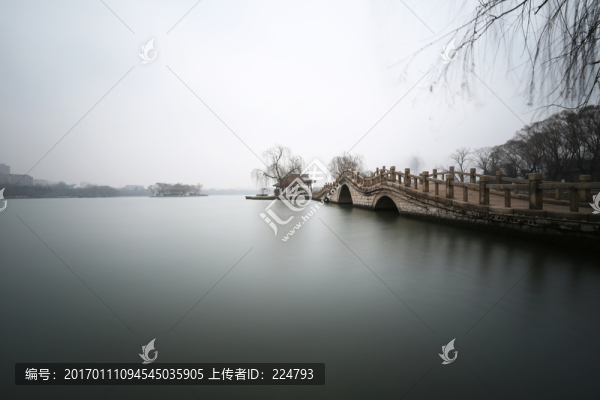 冬日明湖