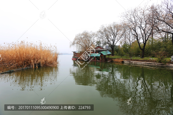 冬日明湖