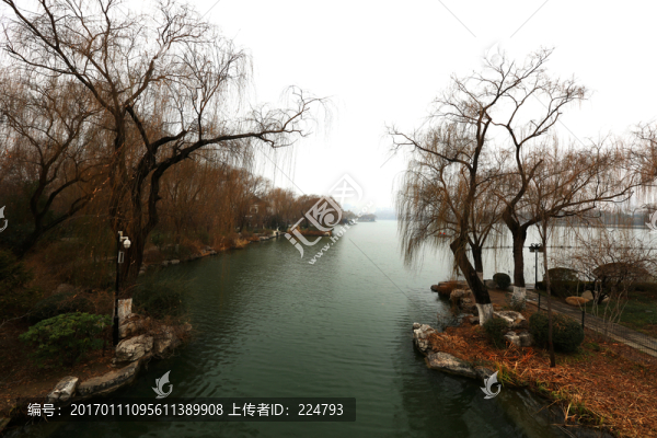 冬日明湖