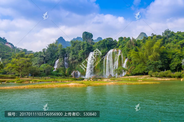 山水風(fēng)光大瀑布