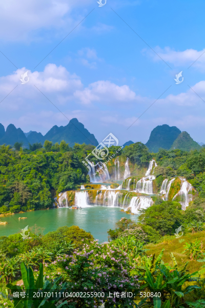 山水風(fēng)光大瀑布