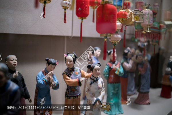 老北京上元節(jié)觀花燈場(chǎng)景雕塑