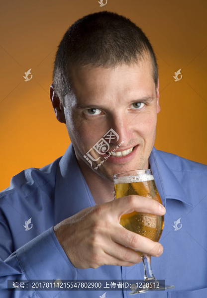 啤酒