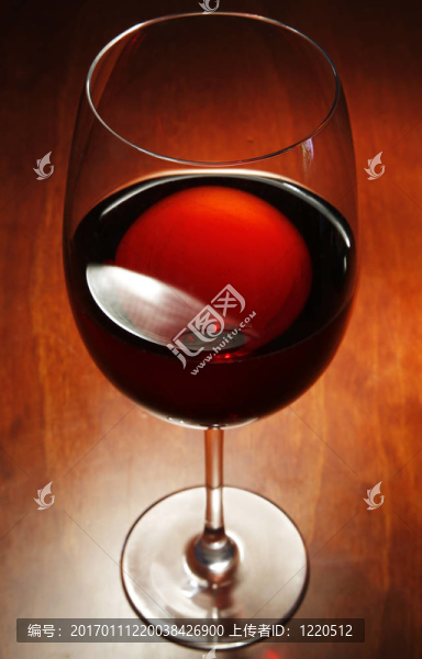 紅葡萄酒