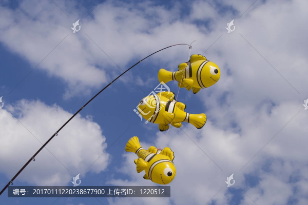 在天空中釣魚