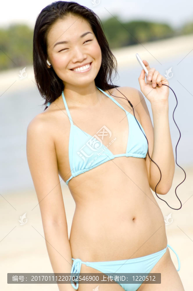 女人在Beach