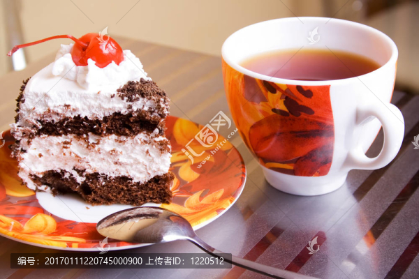 茶杯和蛋糕