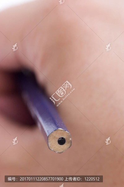鉛筆在手