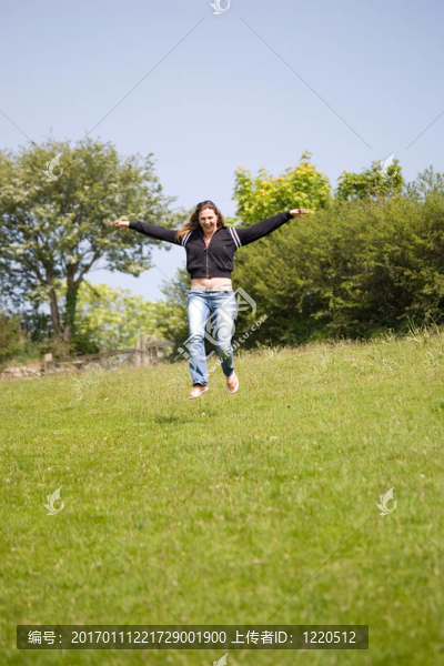 快樂(lè)的飛翔-匯圖網(wǎng) www.fosd68.com 快樂(lè)的飛翔